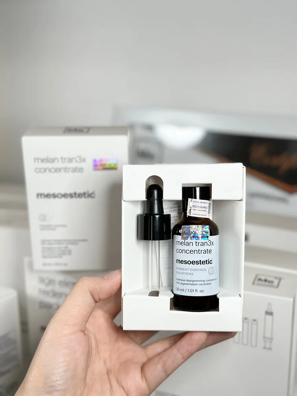 Serum nám chuyên sâu Mesoestetic Melan Tran3x Concentrate 1 (3)