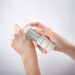 Kem giảm nám đều màu da NanoMD Cyntra Advanced Pigment Corrector (2)